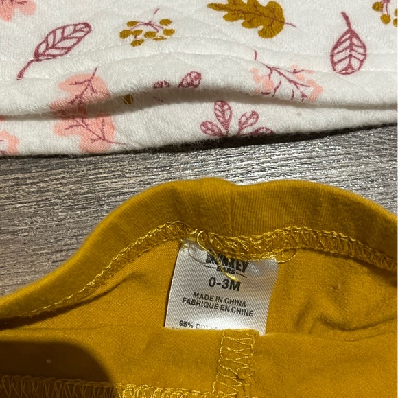 💫HOST PICK💫Monkey Bars 0-3M outfit - Picture 2 of 4